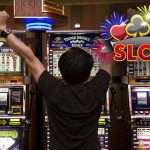 How to maximize your chances of winning with online slots?